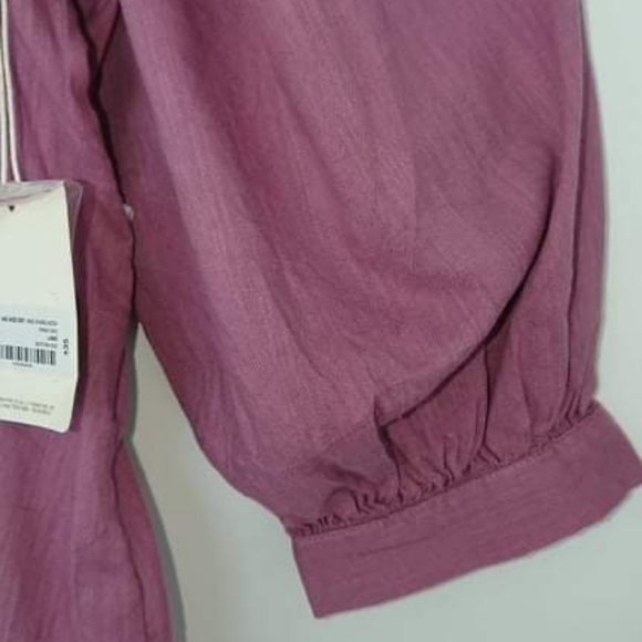 A N.A  Balloon Sleeves Top - Picture 4 of 5